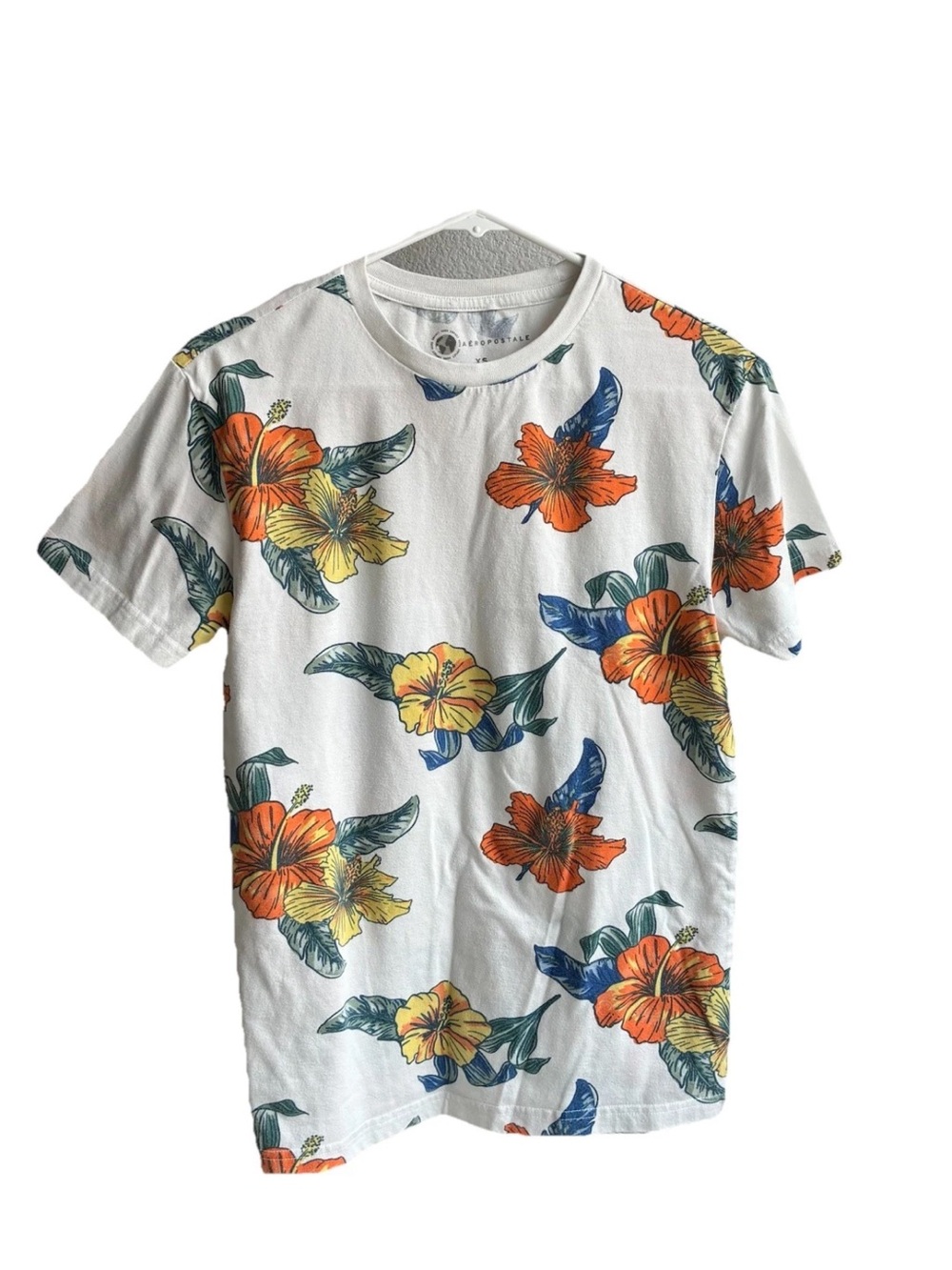 Aeropostale Men's White Tropical Floral Tee - Casual Summer Shirt Size XS